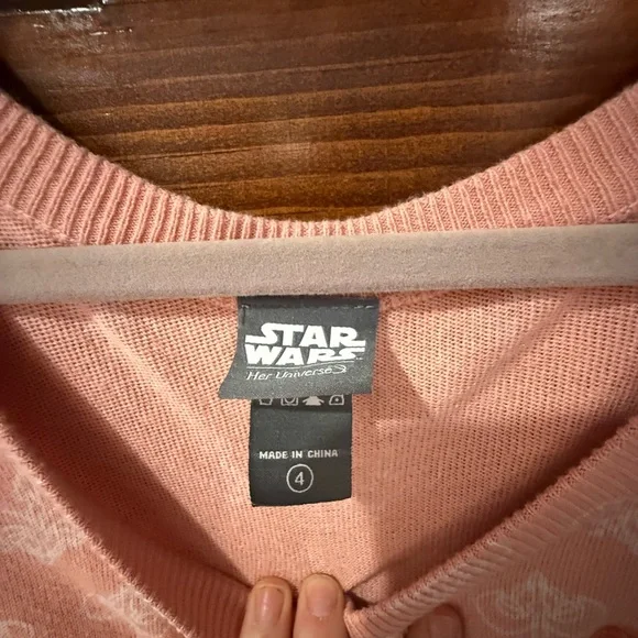 Her Universe Pink Patterned starwars Cardigan - Picture 3 of 7